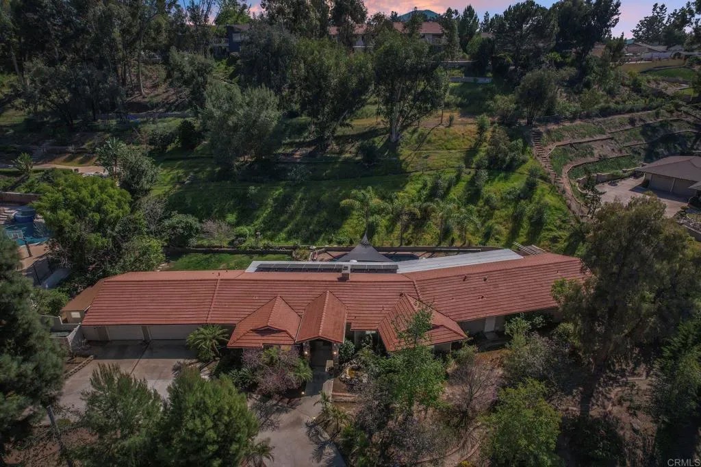 1243 Hidden Mountain Drive