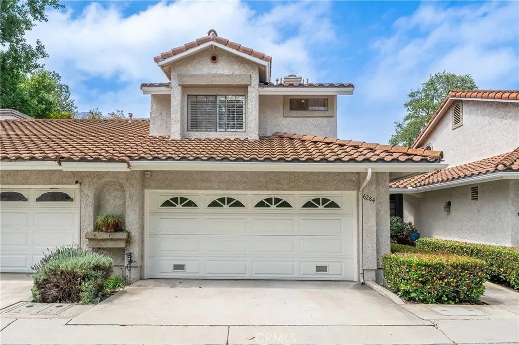 Photo of 6284 Corte Barata, Camarillo, CA 93012 (MLS # SR26113086)