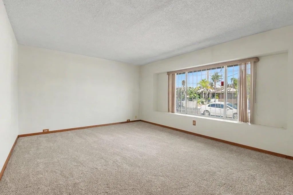 1058 Darwin Place