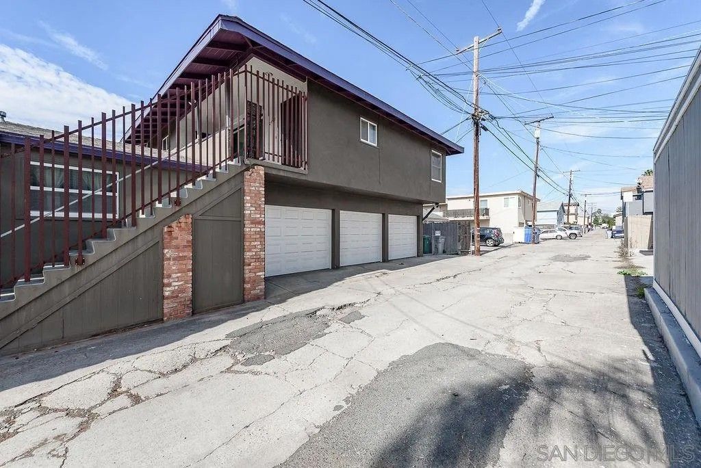 Photo of 2414-2418 Monroe Ave, San Diego, CA 92116 (MLS # 250044202)