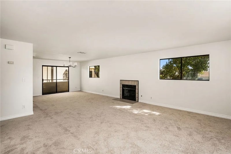 1107 W 158th 1A