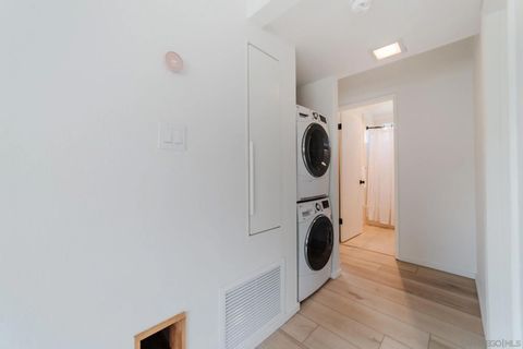 Tiny photo for 3958 Louisiana St #6, San Diego, CA 92104 (MLS # 250037365)