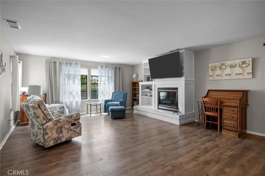 1065 Mountain View