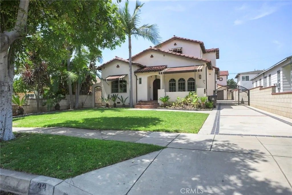 Photo of 33 Elm Street, Alhambra, CA 91801 (MLS # AR26085640)