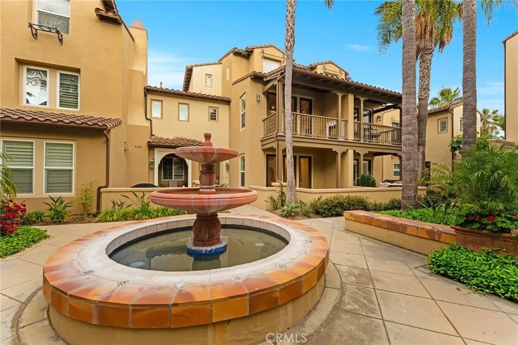 Photo of 21261 Baeza Cir, Huntington Beach, CA 92648 (MLS # OC26087223)