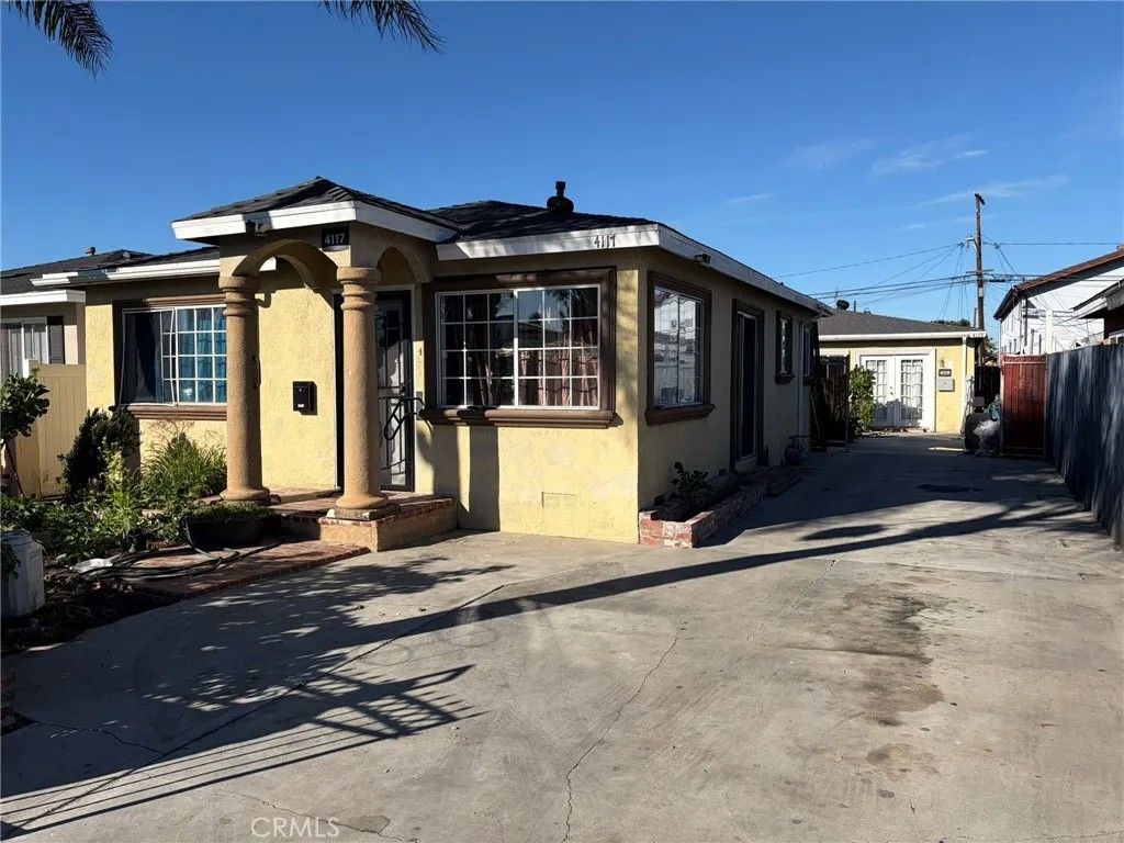 Photo of 4119 W 162nd St, Lawndale, CA 90260 (MLS # SB26009382)