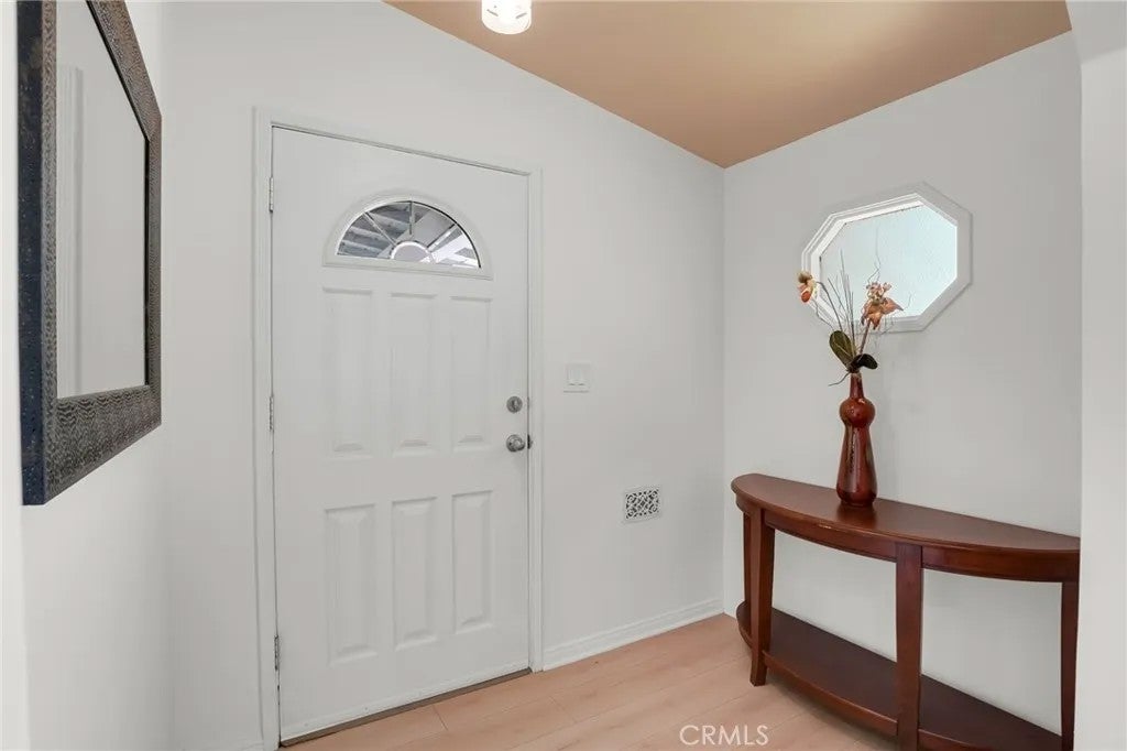 4239 W 59th