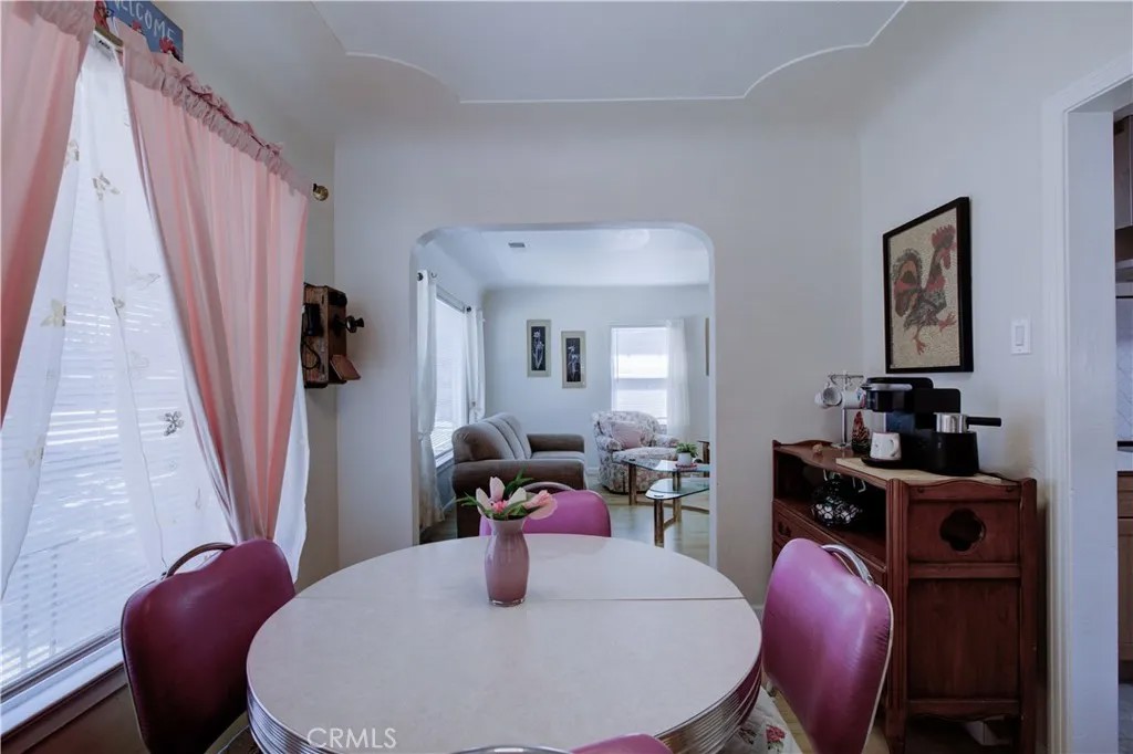 636 W 25th