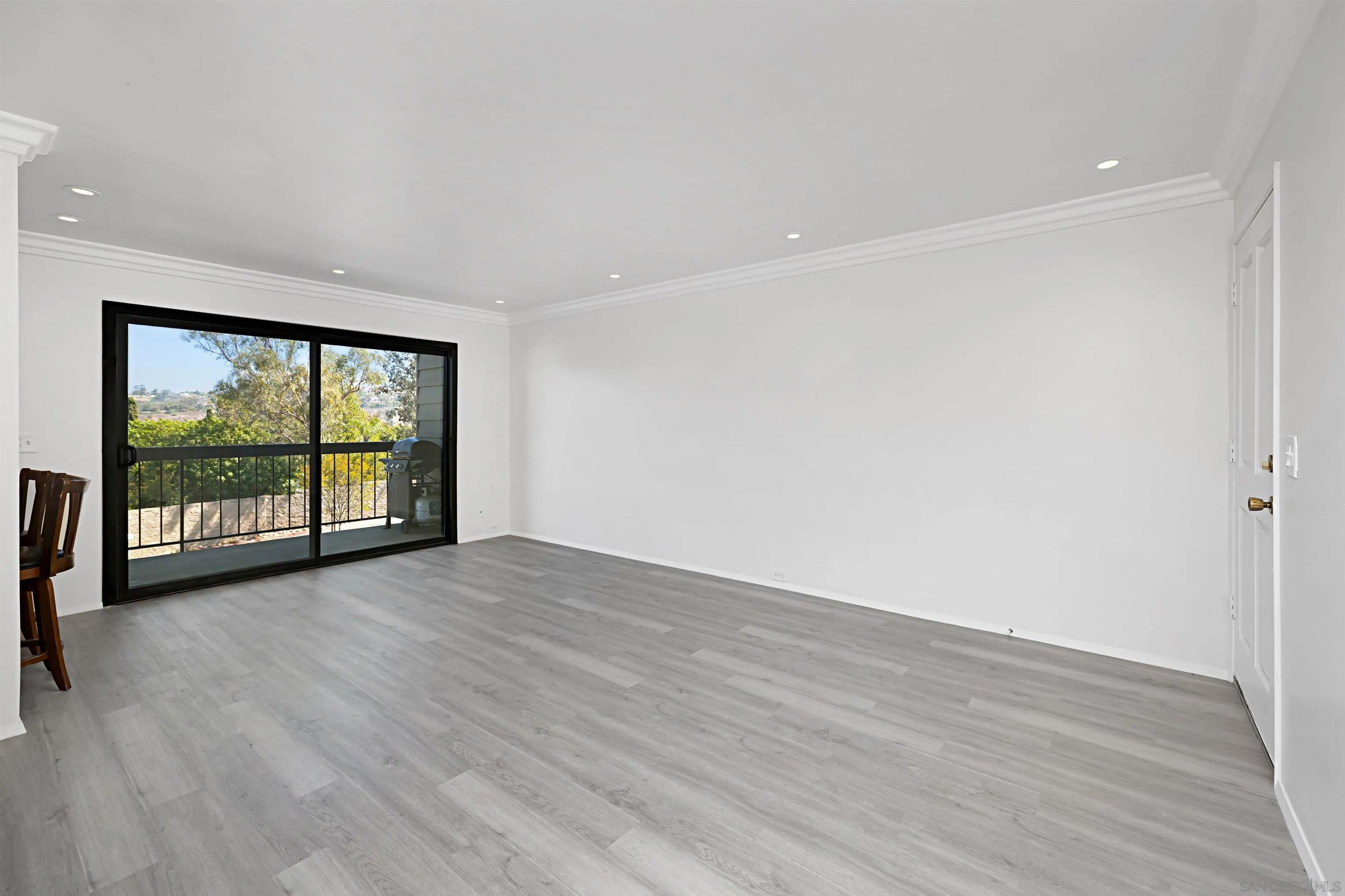 5125 FONTAINE STREET 105