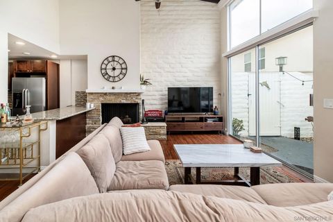 2544 Navarra Dr 4 Carlsbad CA 92009