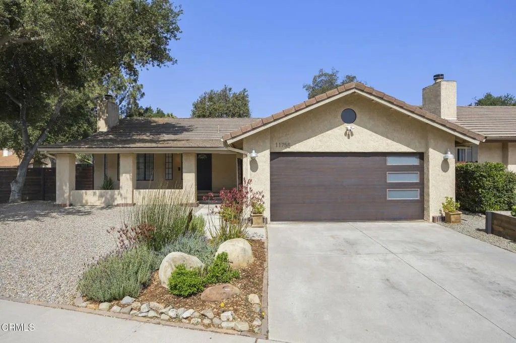 Photo of 11755 Mirror Lake Avenue, Ojai, CA 93023 (MLS # V1-34398)