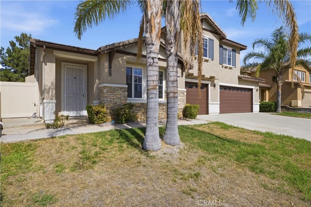 1129 N Shooting Star Drive North