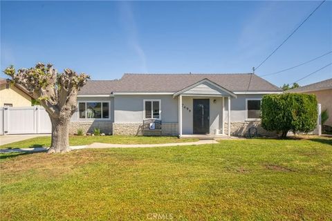 Photo of 7499 Olive Tree Lane, Highlands, CA 92346 (MLS # CV26023564)
