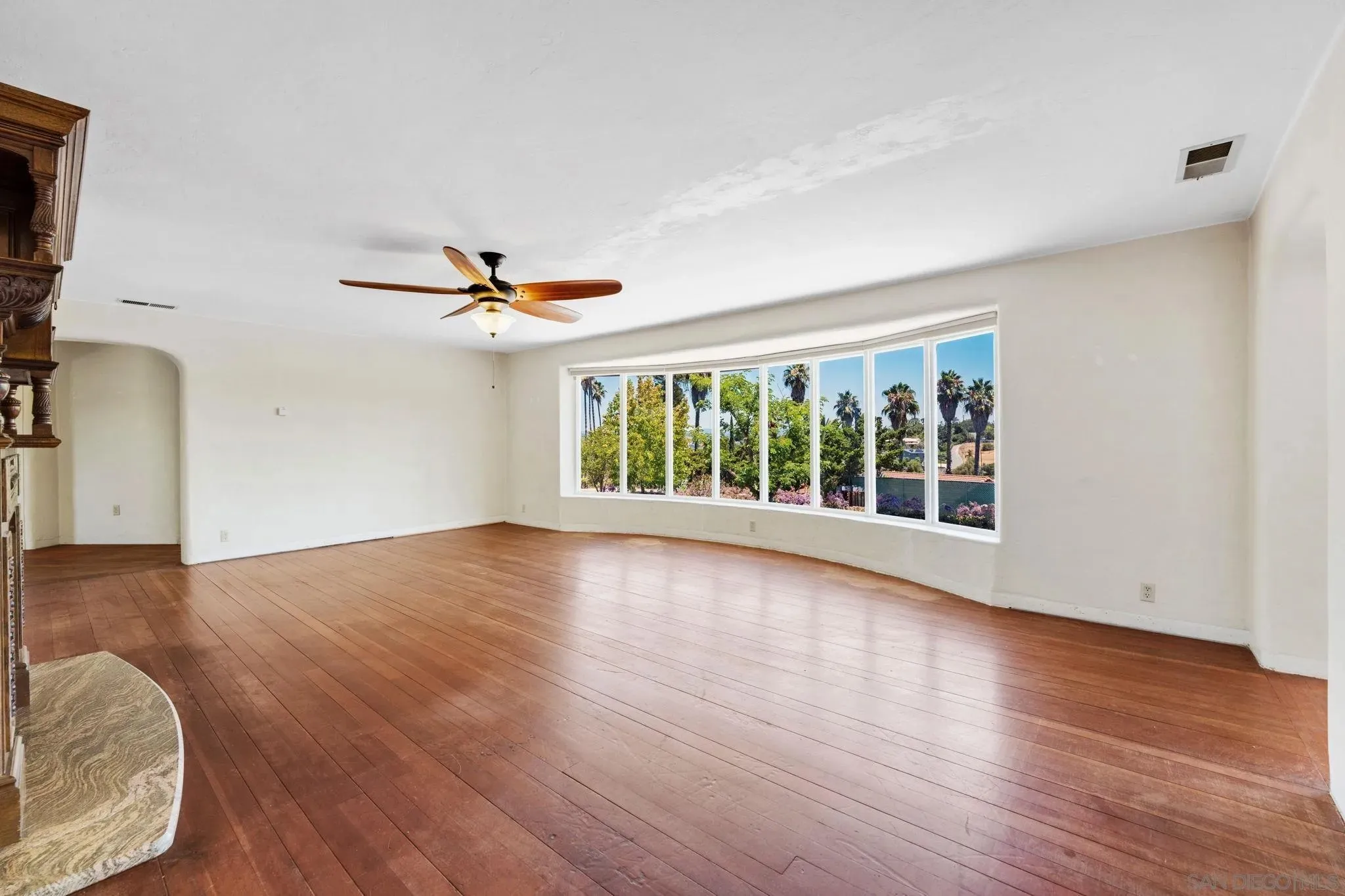 Vista, California 92084, United States, 3 Bedrooms Bedrooms, ,2 BathroomsBathrooms,Residential,Active,195226