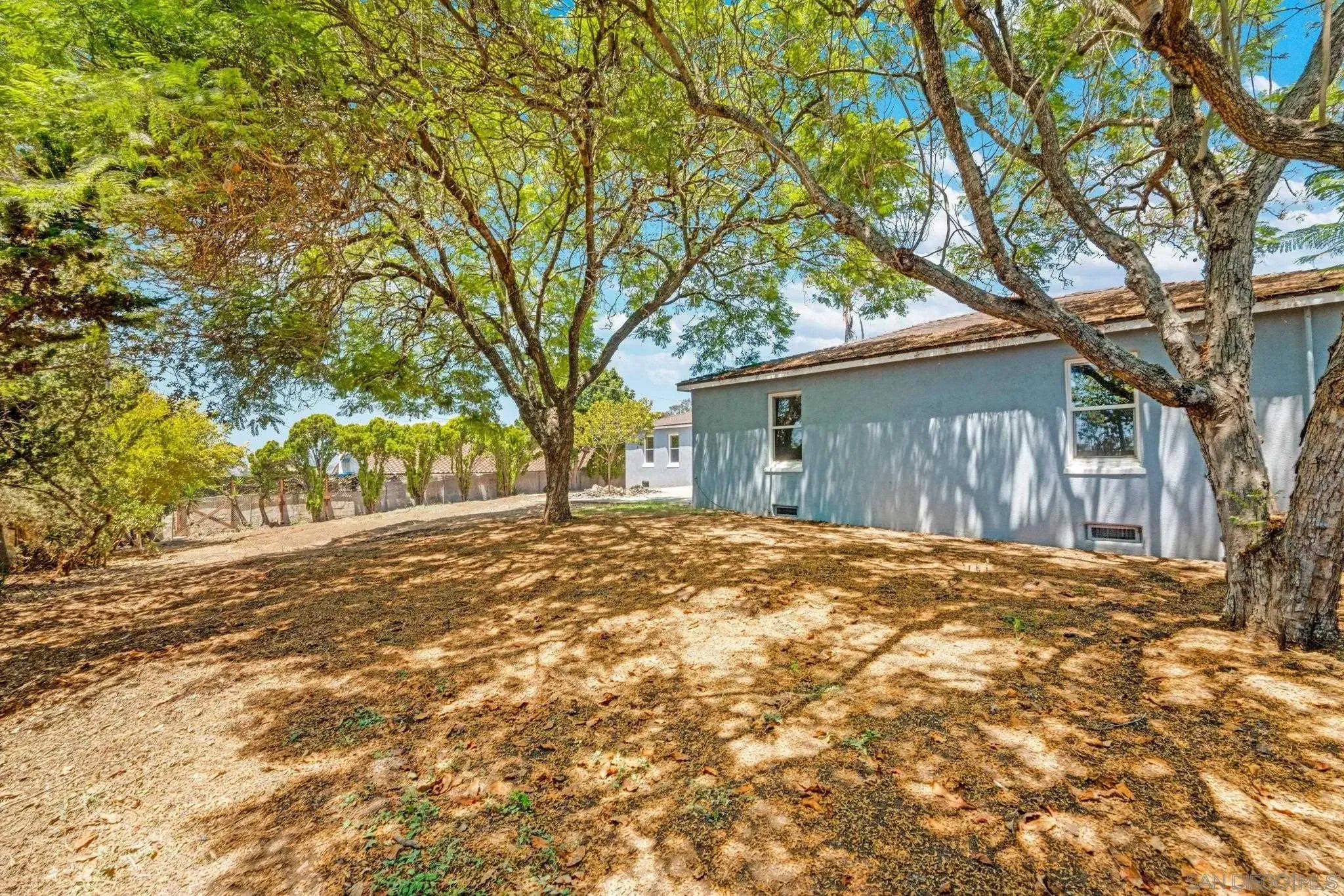 Vista, California 92084, United States, 3 Bedrooms Bedrooms, ,2 BathroomsBathrooms,Residential,Active,195226