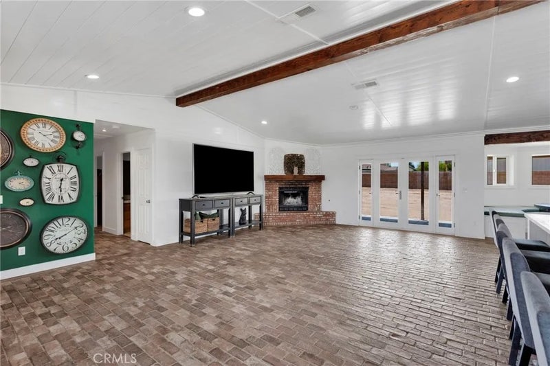 18266 Manzanita