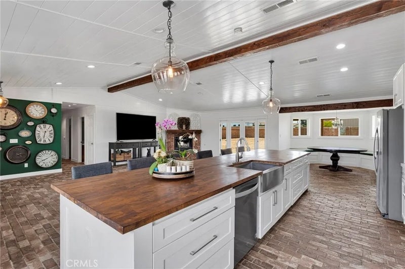 18266 Manzanita