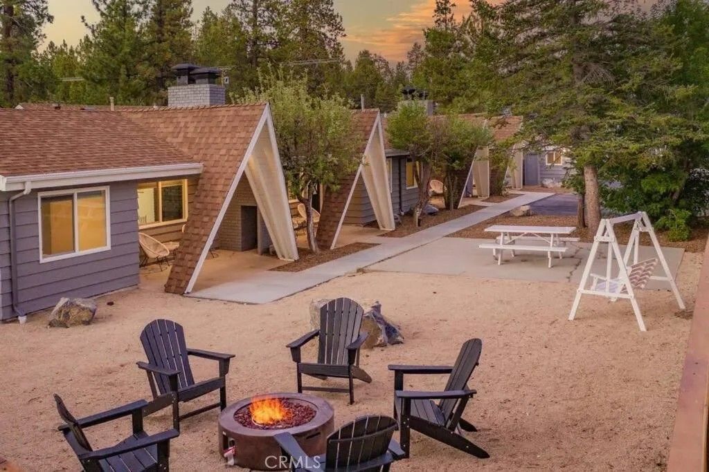 Photo of 560 Edgemoor Rd #5, Big Bear Lake, CA 92315 (MLS # LG26057599)