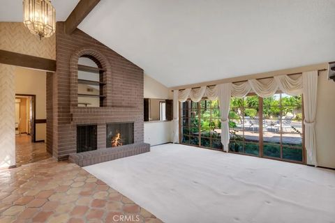 Tiny photo for 22511 Ballinger Street, Chatsworth, CA 91311 (MLS # SR25235131)