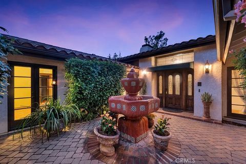 Tiny photo for 22511 Ballinger Street, Chatsworth, CA 91311 (MLS # SR25235131)