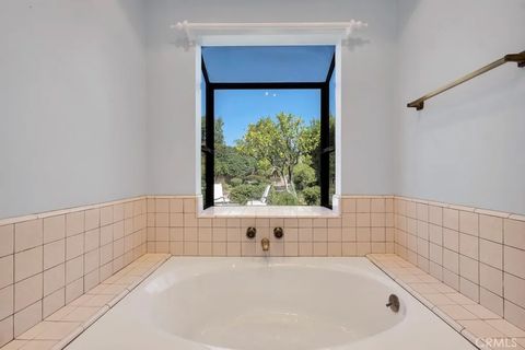 Tiny photo for 22511 Ballinger Street, Chatsworth, CA 91311 (MLS # SR25235131)