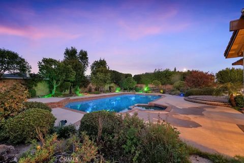 Tiny photo for 22511 Ballinger Street, Chatsworth, CA 91311 (MLS # SR25235131)