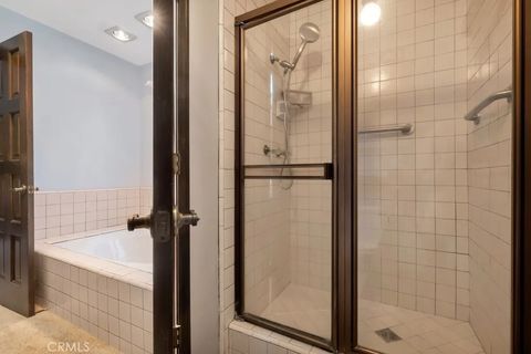 Tiny photo for 22511 Ballinger Street, Chatsworth, CA 91311 (MLS # SR25235131)