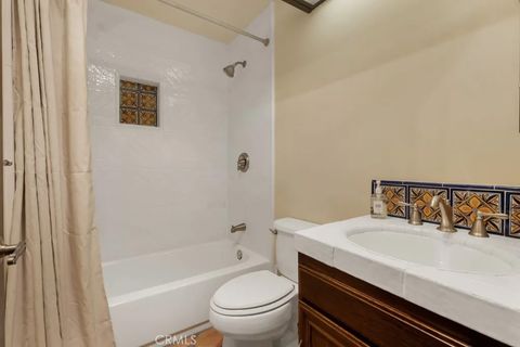 Tiny photo for 22511 Ballinger Street, Chatsworth, CA 91311 (MLS # SR25235131)