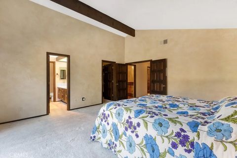 Tiny photo for 22511 Ballinger Street, Chatsworth, CA 91311 (MLS # SR25235131)
