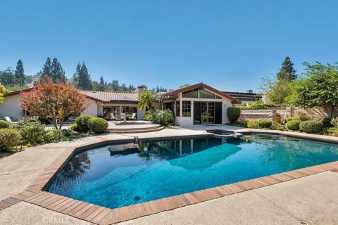 Tiny photo for 22511 Ballinger Street, Chatsworth, CA 91311 (MLS # SR25235131)