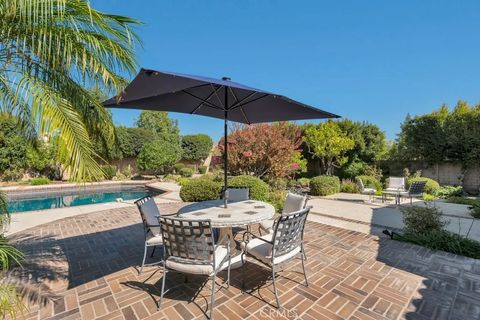 Tiny photo for 22511 Ballinger Street, Chatsworth, CA 91311 (MLS # SR25235131)