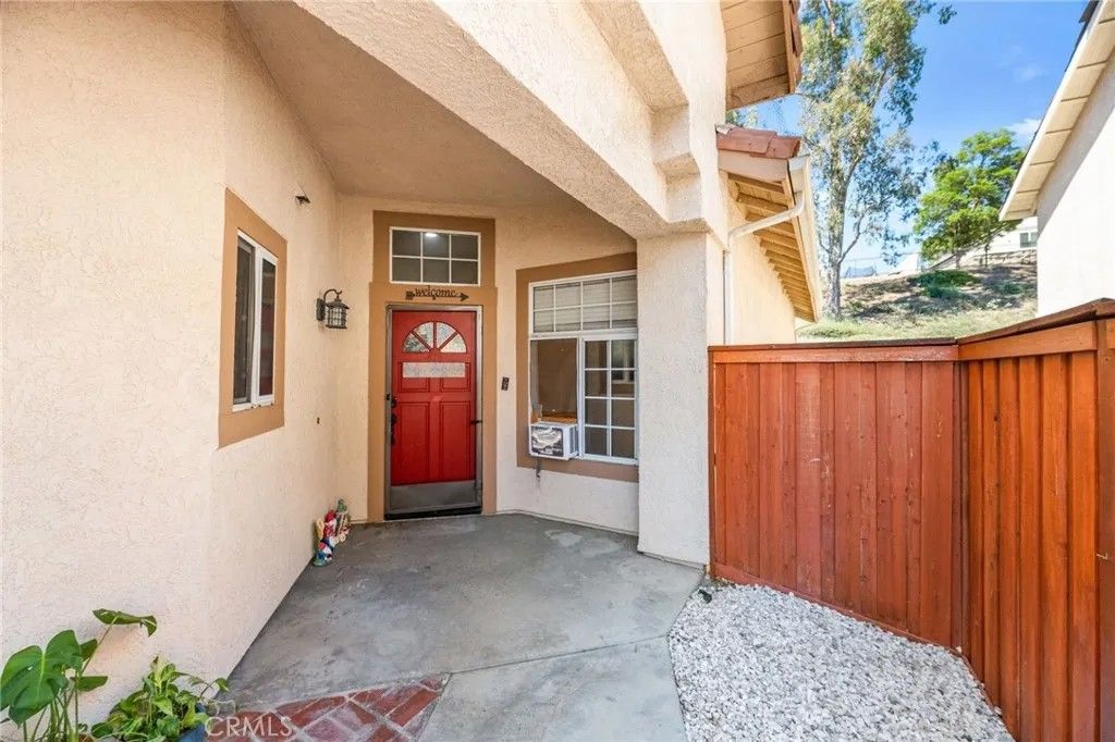 Photo of 23832 Castinette Way, Murrieta, CA 92562 (MLS # SW26019884)