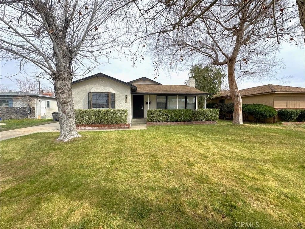 Photo of 44450 Lowtree Avenue, Lancaster, CA 93534 (MLS # CV26019483)