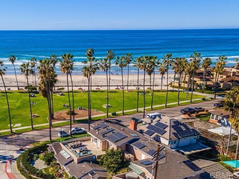 8405 El Paseo Grande