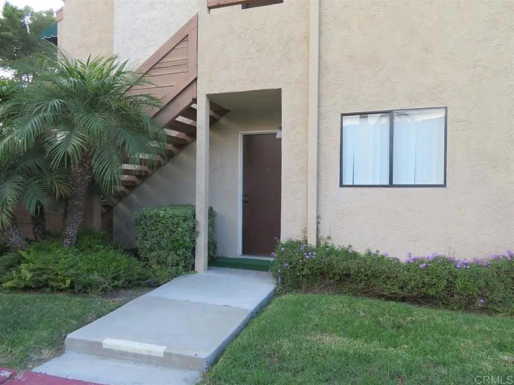 Photo of 2920 Briarwood Rd #G2, Bonita, CA 91902 (MLS # PTP2603632)
