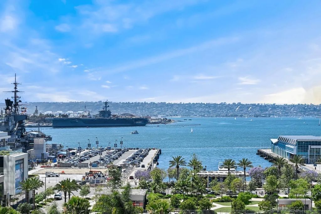 Photo of 700 W E Street #1001, San Diego, CA 92101 (MLS # 260010044)