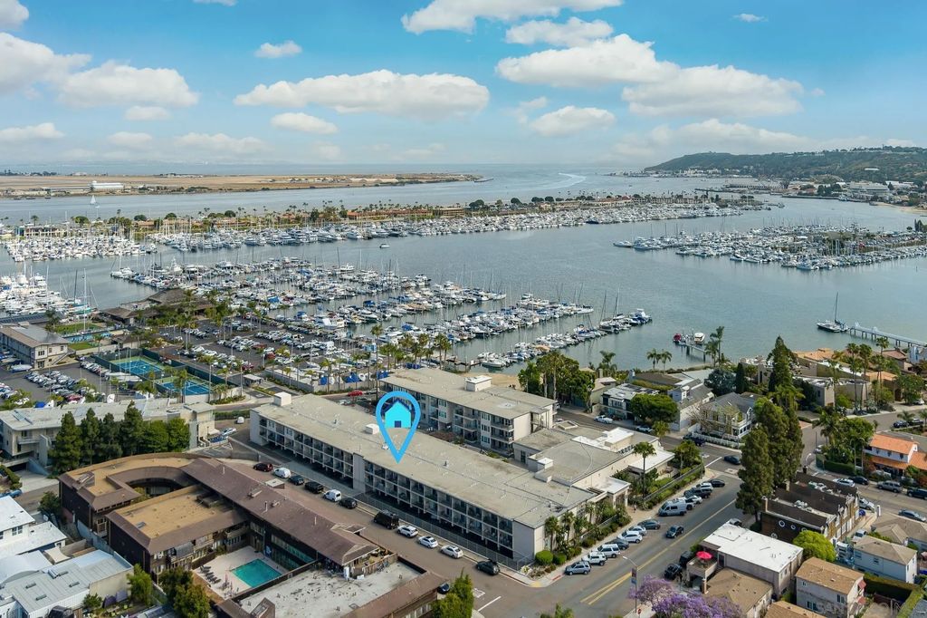 Photo of 1021 Scott St #218, San Diego, CA 92106 (MLS # 260007695)