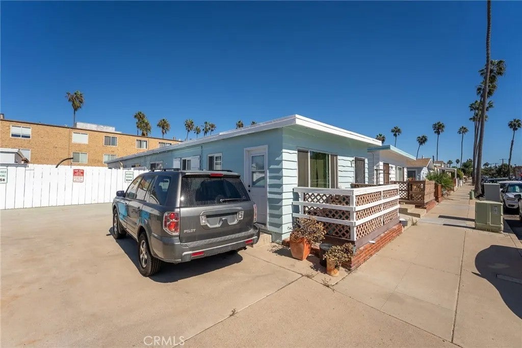 1546 Muir
