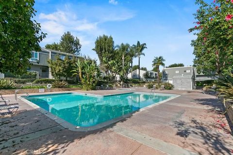 Tiny photo for 2961 S Fairview St, Santa Ana, CA 92704 (MLS # OC25268680)