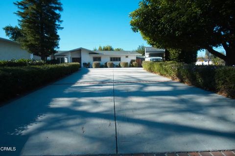 Photo of 1781 El Monte Drive, Thousand Oaks, CA 91362 (MLS # V1-34870)