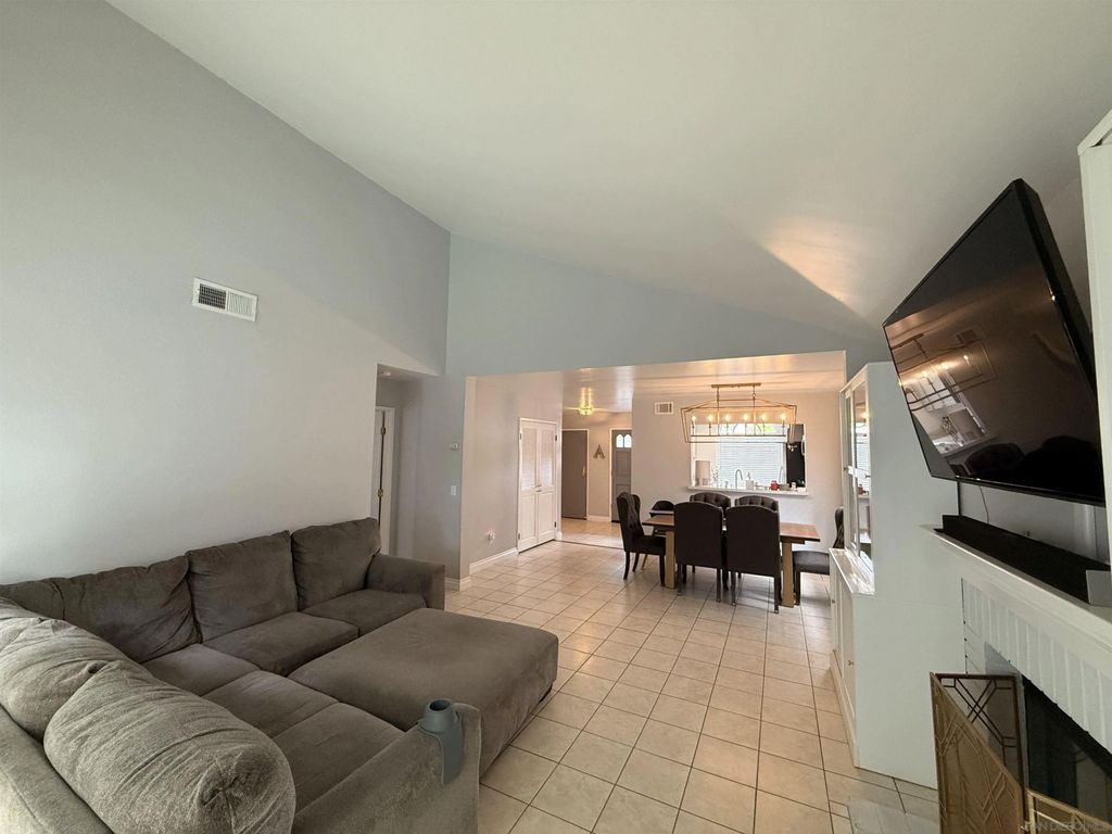 Photo of 2327 Lake Forest, Escondido, CA 92026 (MLS # 260011699)
