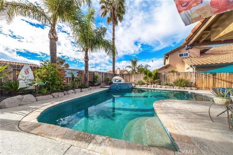 Photo of 591 Gladiola Street, Hemet, CA 92545 (MLS # SW26018800)