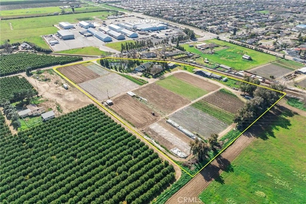 Photo of 7176 E Butler Ave, Fresno, CA 93737 (MLS # FR26038523)