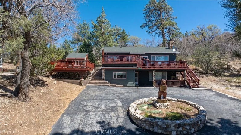 43656 Ridge Crest