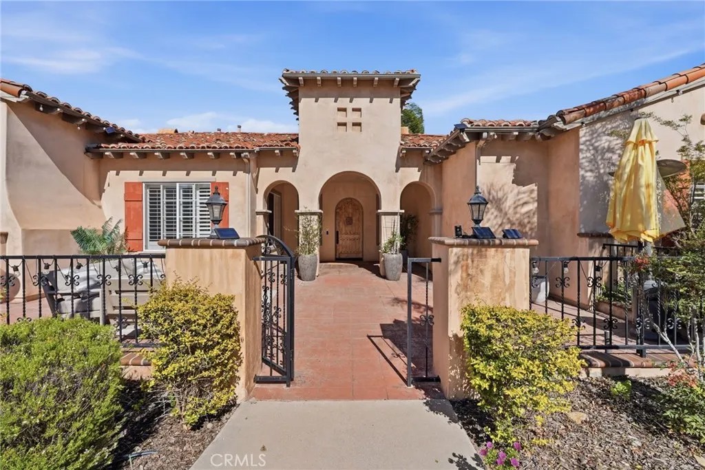 21715 The Trails Cir