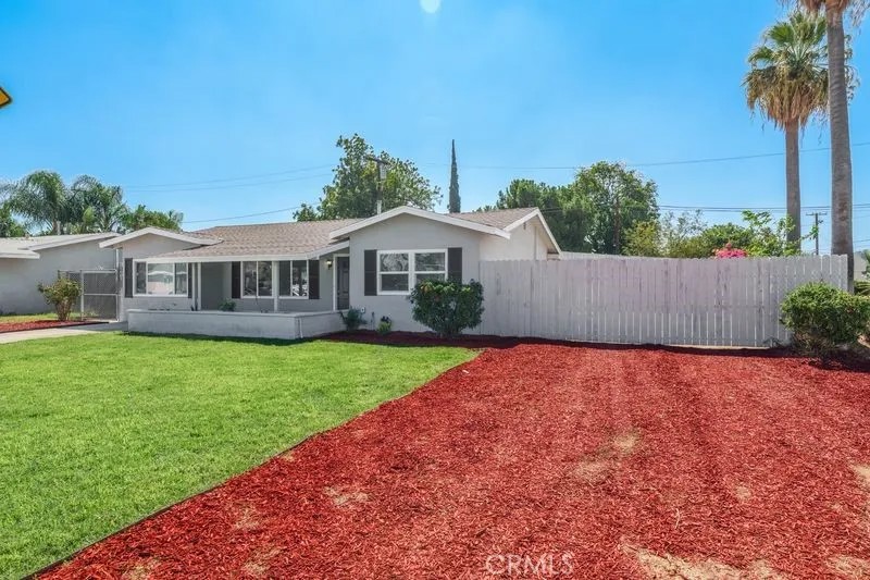 6088 Vista De Oro
