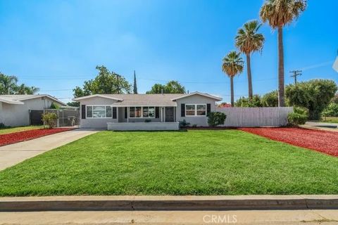 Tiny photo for 6088 Vista De Oro, Jurupa Valley, CA 92509 (MLS # CV25230891)