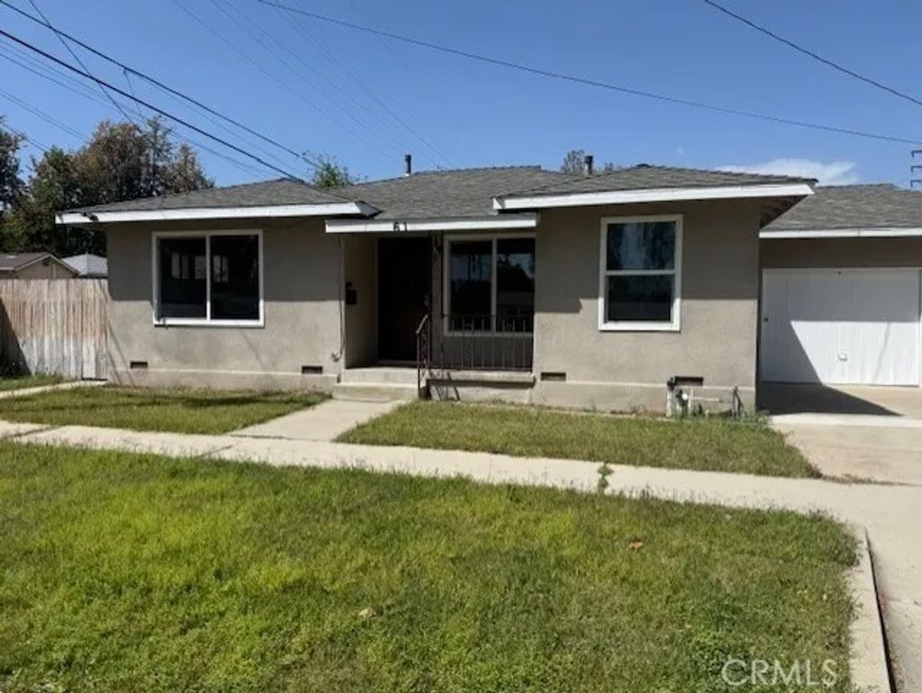 Photo of 61 Olive St, Upland, CA 91786 (MLS # TR26087700)