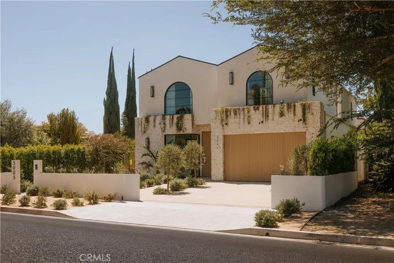 5005 Rubio Avenue