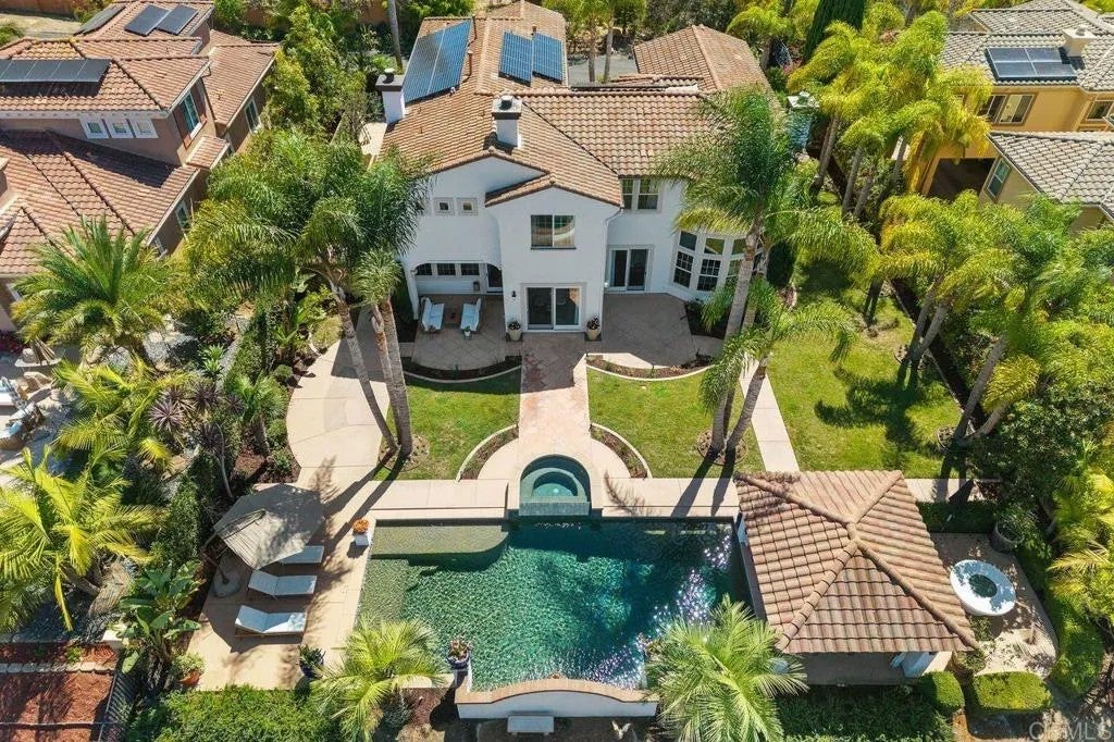 6442 Mesa Norte Drive